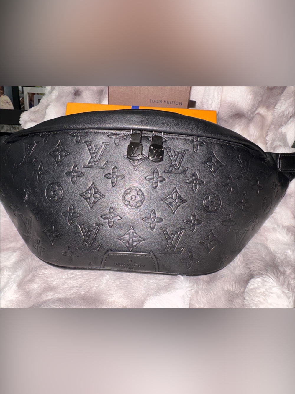 Louis Vuitton Discovery Bumbag Monogram Shadow calf leather MM - Picture 9 of 12
